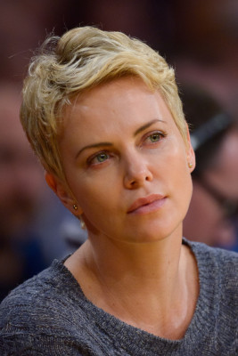 Charlize Theron pic #636723