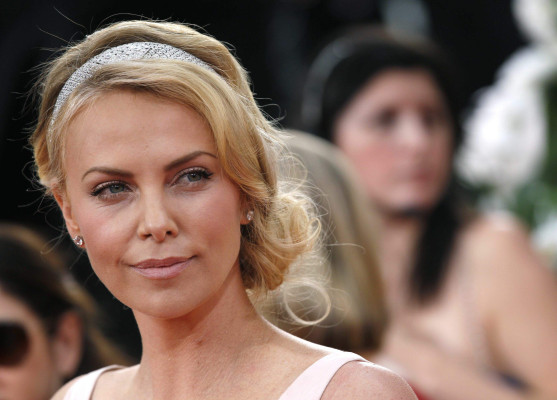 Charlize Theron pic #450385