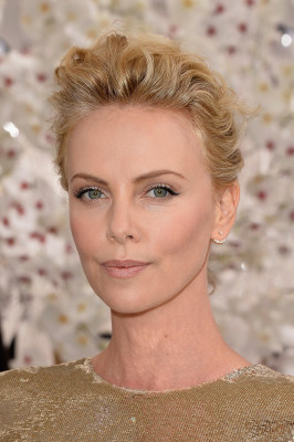 Charlize Theron pic #717277