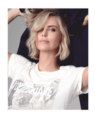 Charlize Theron pic #1090603