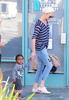 Charlize Theron pic #579054
