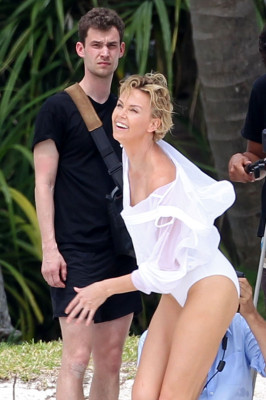 Charlize Theron pic #683240