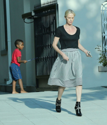 Charlize Theron pic #855866