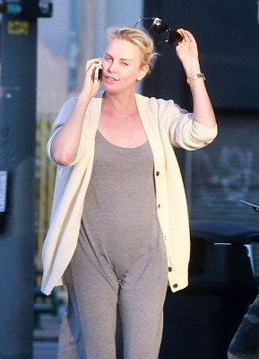Charlize Theron pic #863582