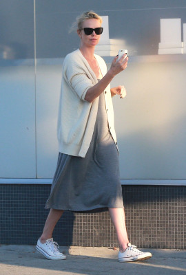 Charlize Theron pic #863581