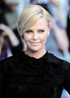 Charlize Theron pic #535554