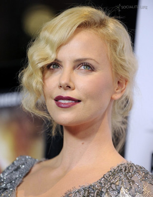 Charlize Theron pic #261773