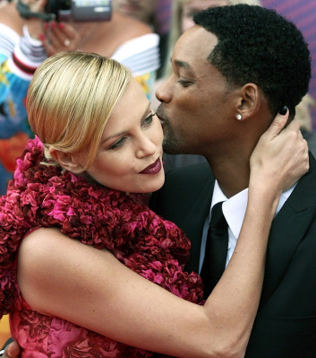 Charlize Theron pic #221065