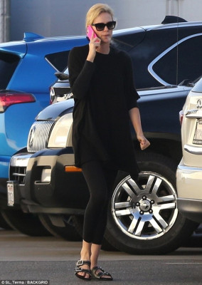 Charlize Theron pic #1013071