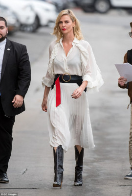 Charlize Theron pic #1019904