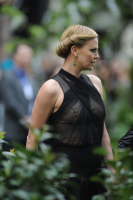 Charlize Theron pic #498230