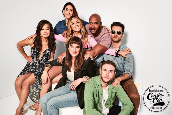 Chloe Bennet pic #1053190