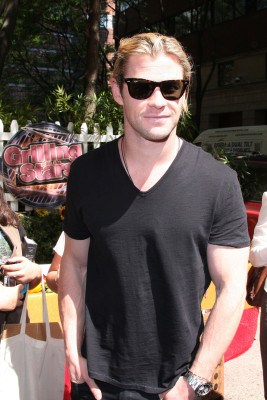 photo 5 in Chris Hemsworth gallery [id506363] 2012-07-04 00:00:00