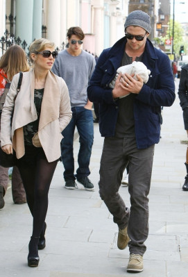photo 13 in Chris Hemsworth gallery [id491853] 2012-05-24 00:00:00