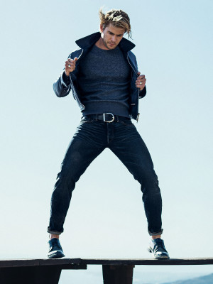 photo 9 in Chris Hemsworth gallery [id750353] 2014-12-26 00:00:00