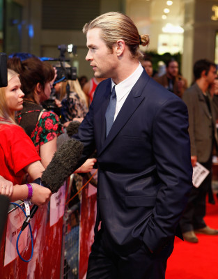 photo 23 in Chris Hemsworth gallery [id509806] 2012-07-14 00:00:00