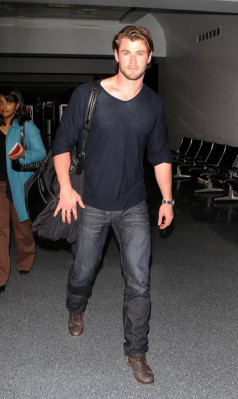photo 24 in Chris Hemsworth gallery [id389696] 2011-07-05 00:00:00