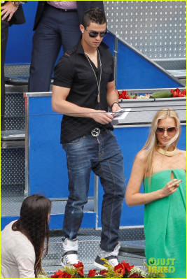 Cristiano Ronaldo pic #549396