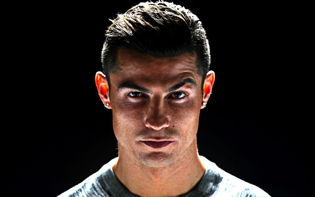 photo 21 in Cristiano Ronaldo gallery [id1198965] 2020-01-16 00:00:00
