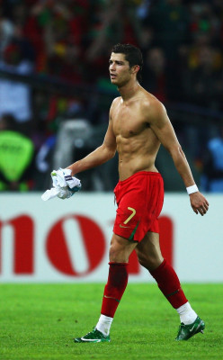 photo 9 in Cristiano Ronaldo gallery [id467087] 2012-03-30 00:00:00