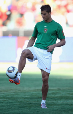 Cristiano Ronaldo pic #547029