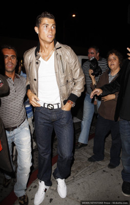 photo 17 in Cristiano Ronaldo gallery [id463568] 2012-03-26 00:00:00