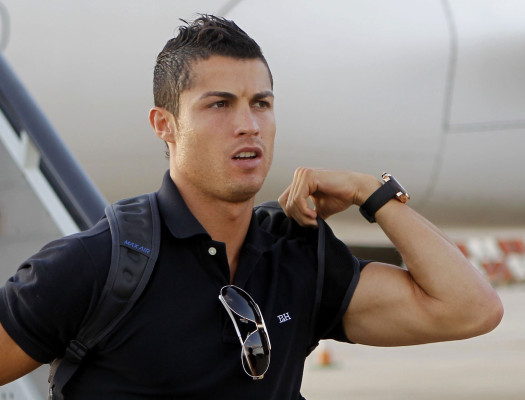 photo 5 in Cristiano Ronaldo gallery [id470316] 2012-04-04 00:00:00