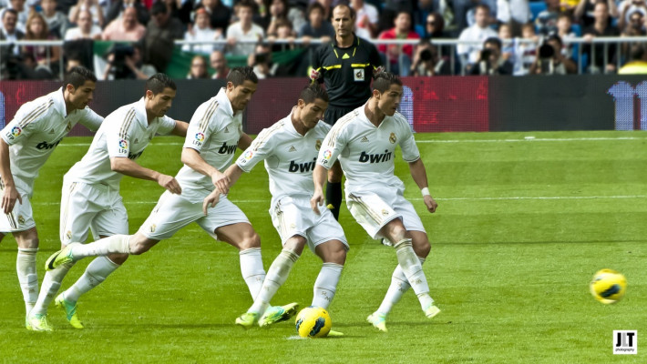 photo 7 in Cristiano Ronaldo gallery [id577178] 2013-02-22 00:00:00