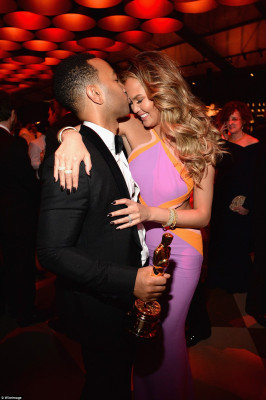 Christine Teigen pic #761904