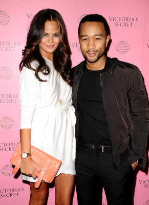 photo 20 in Christine Teigen gallery [id396970] 2011-08-15 00:00:00