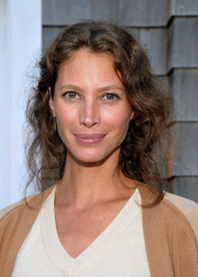 photo 24 in Christy Turlington gallery [id398351] 2011-08-23 00:00:00