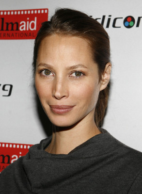 photo 22 in Christy Turlington gallery [id225630] 2010-01-14 00:00:00