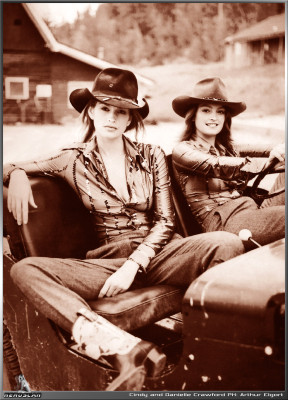 photo 28 in Cindy Crawford gallery [id12157] -0001-11-30 00:00:00