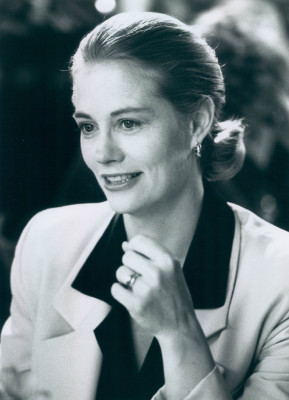 photo 19 in Cybill Shepherd gallery [id388666] 2011-06-30 00:00:00