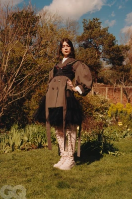 Daisy Edgar-Jones pic #1306654