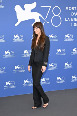photo 27 in Dakota Johnson gallery [id1267360] 2021-09-09 00:00:00