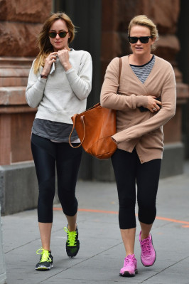 Dakota Johnson pic #707145