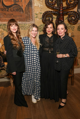 photo 14 in Dakota Johnson gallery [id1285134] 2021-12-05 00:00:00