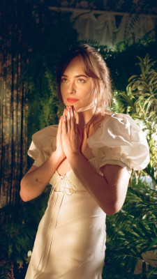 Dakota Johnson pic #1018018