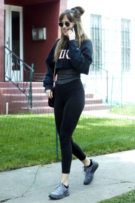 Dakota Johnson pic #1027174