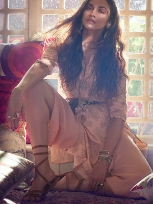 Deepika Padukone pic #896381