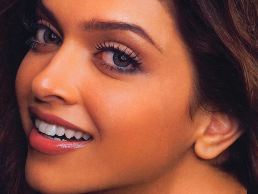 Deepika Padukone pic #432460