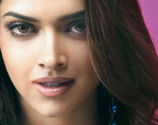 Deepika Padukone pic #574829