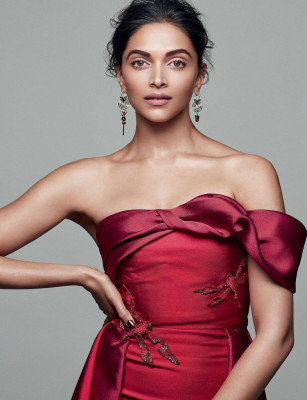 Deepika Padukone pic #900150