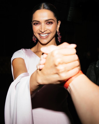photo 3 in Deepika gallery [id905664] 2017-02-01 00:00:00