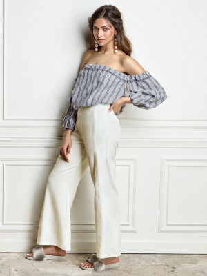 Deepika Padukone pic #928904