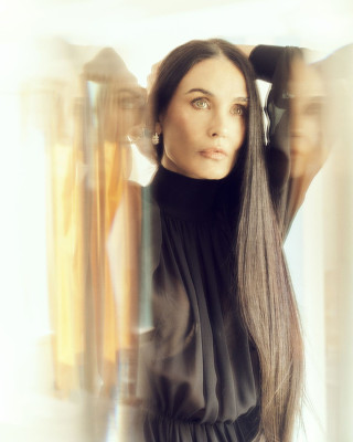 photo 24 in Demi Moore gallery [id1363945] 2025-01-20 00:00:00