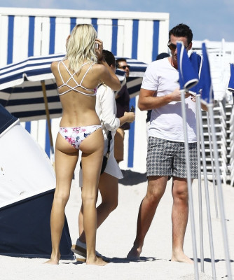 Devon Windsor pic #841269