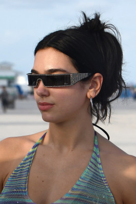 Dua Lipa pic #1296620