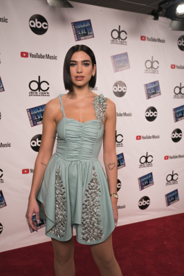 Dua Lipa pic #1096197
